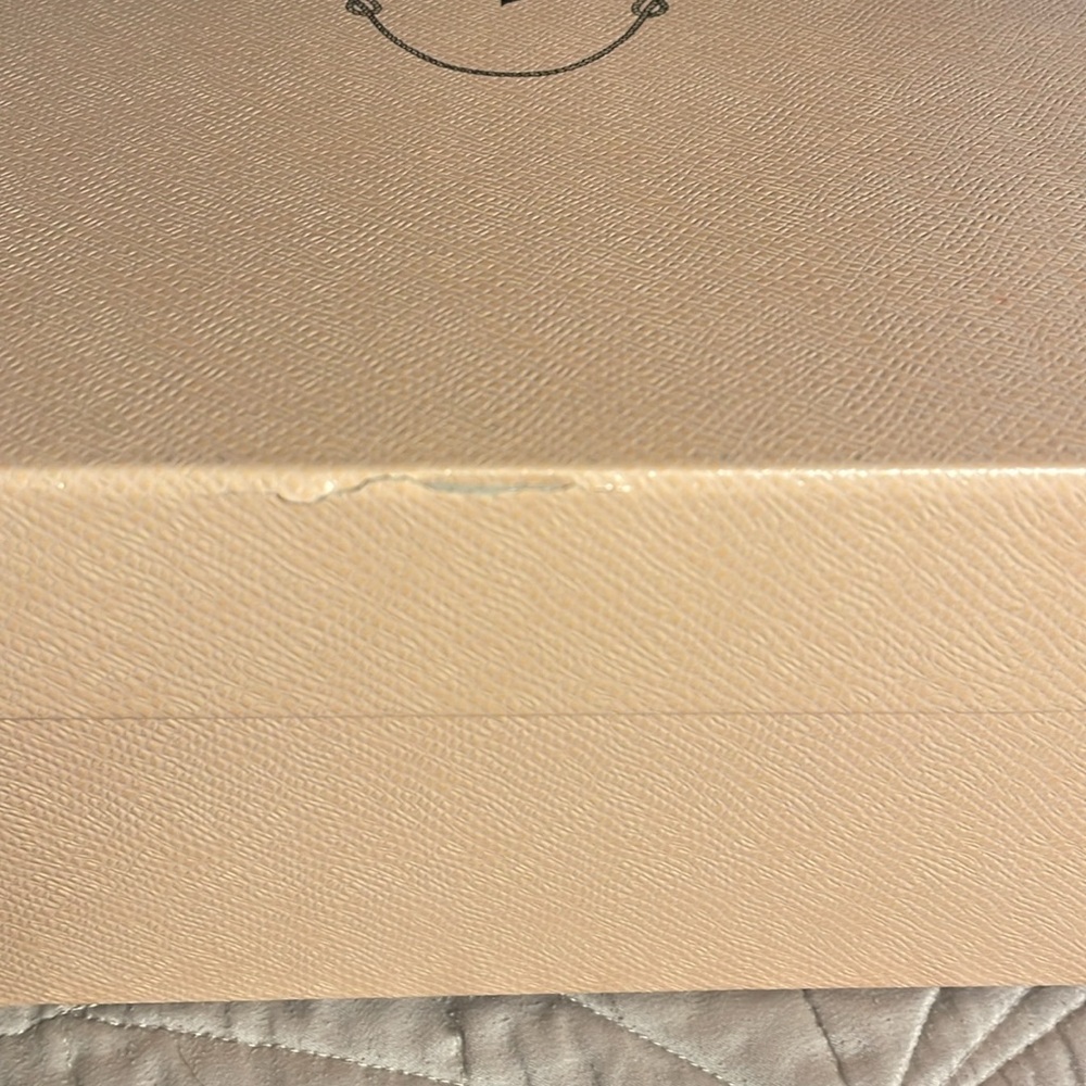 Prada Box - Picture 8 of 14